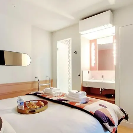 V Vast Apartment, Steps From Place Des Vosges Ac