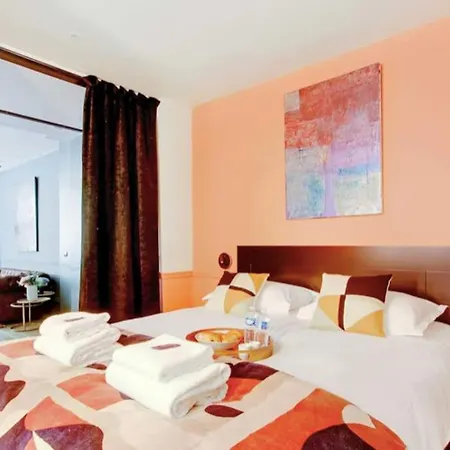V Vast Apartment, Steps From Place Des Vosges Ac Apartment *