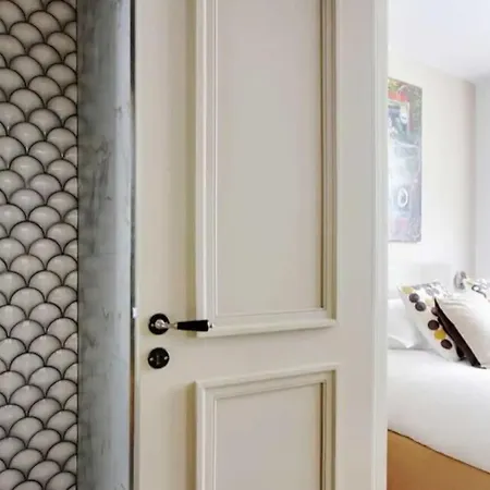 V Vast Apartment, Steps From Place Des Vosges Ac Apartment