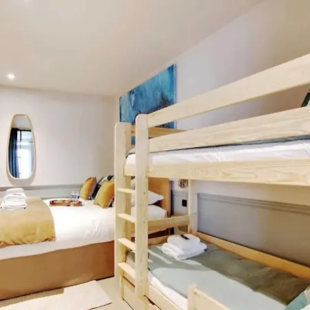 V Vast Apartment, Steps From Place Des Vosges Ac * París