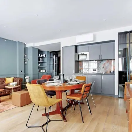 V Vast Apartment, Steps From Place Des Vosges Ac